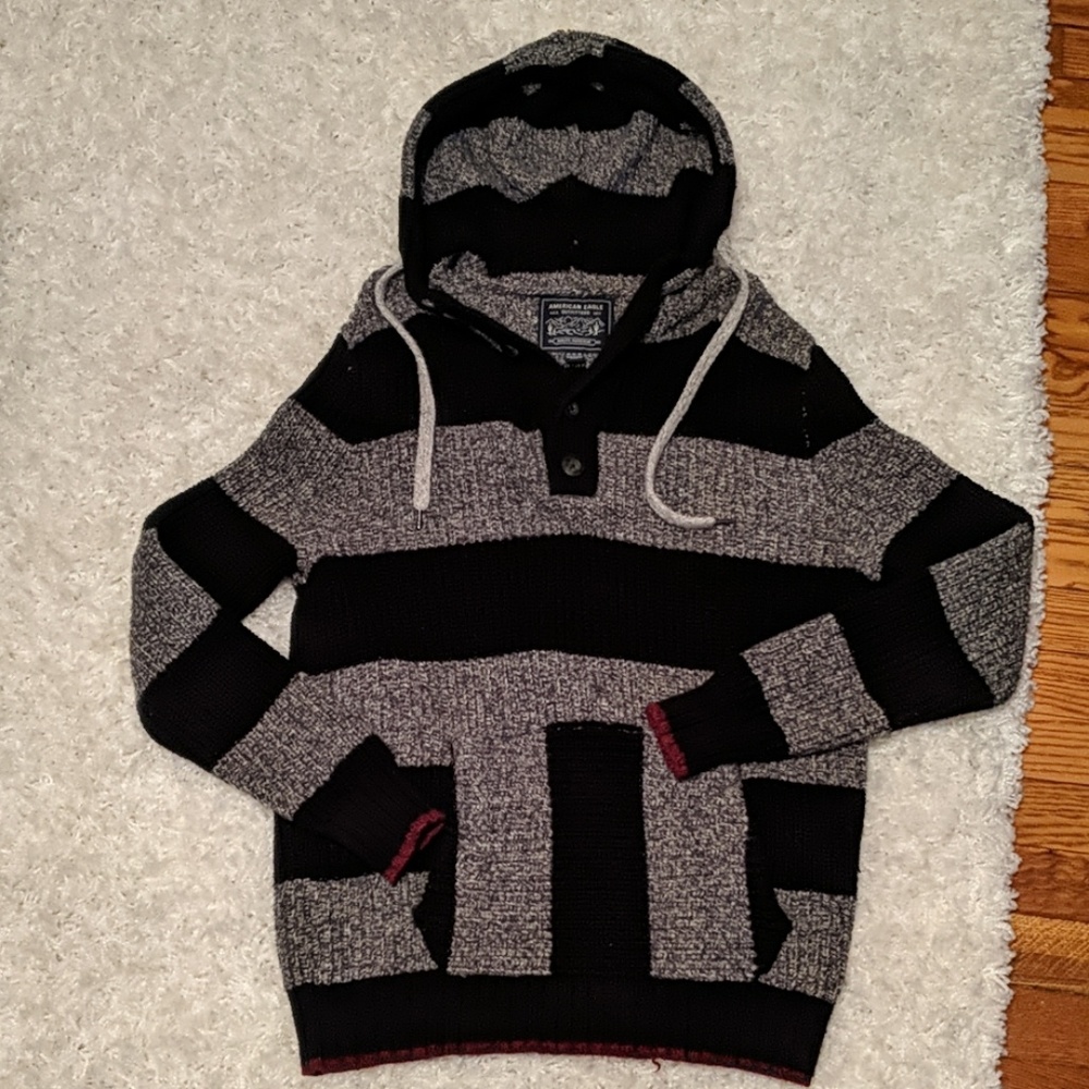 American Eagle Pullover Hoodie M